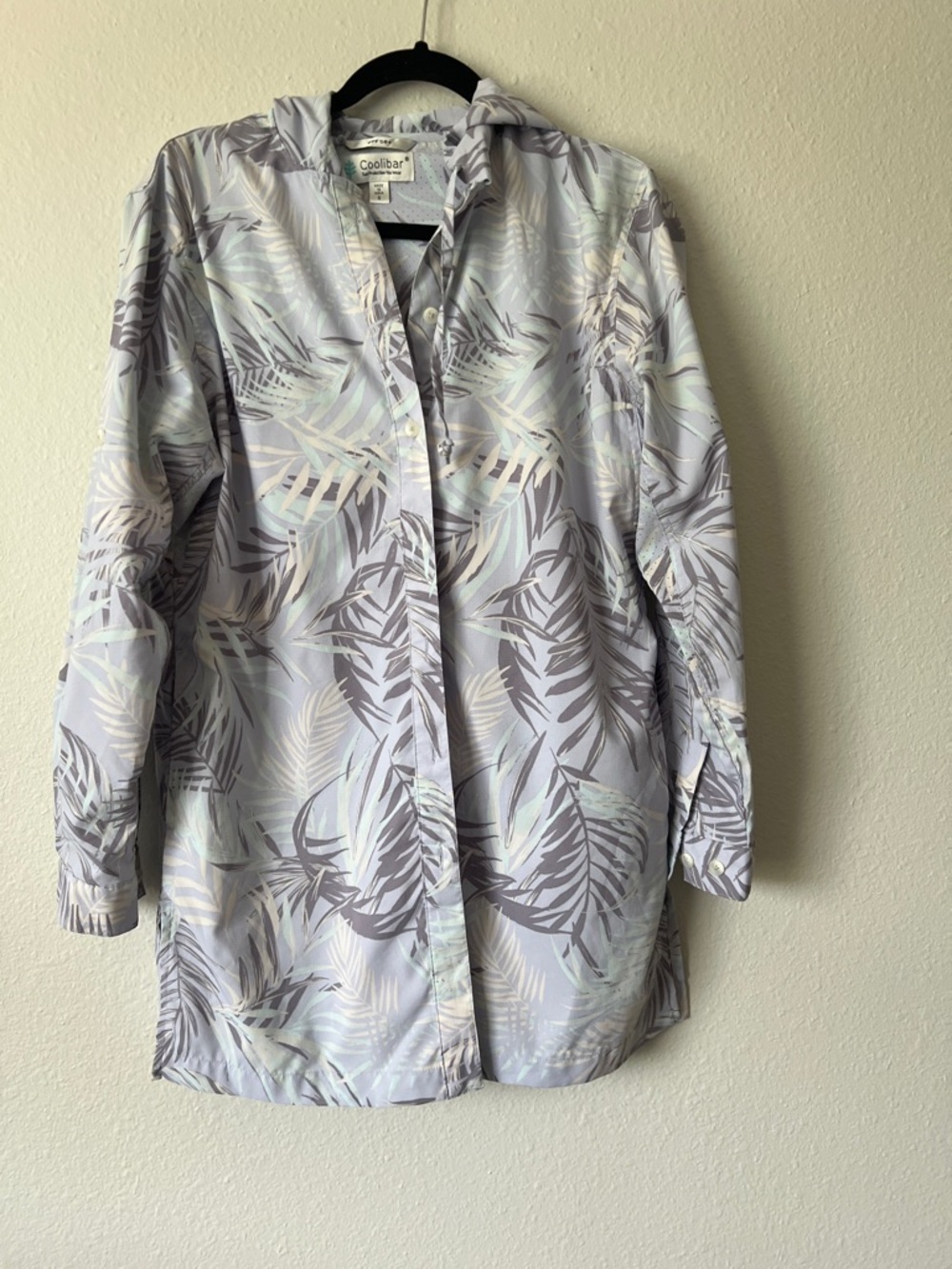 Coolibar UPF 50+ sun cover Hoodie Shirt